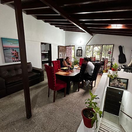Hostel Urban City Medellin Exterior photo