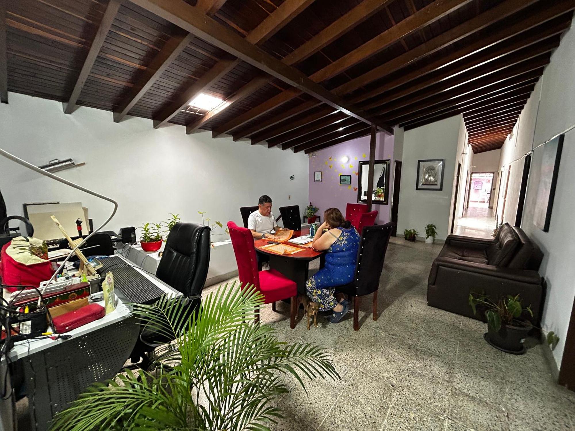 Hostel Urban City Medellin Exterior photo
