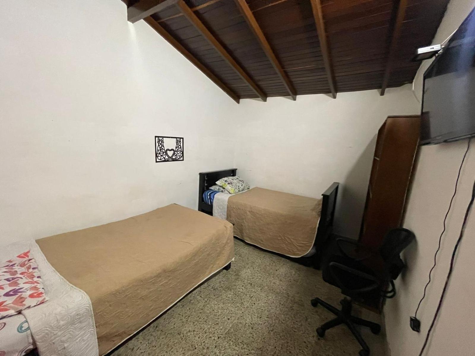 Hostel Urban City Medellin Exterior photo
